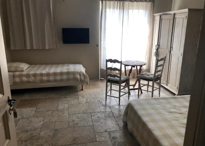 Alba * סן טרופז