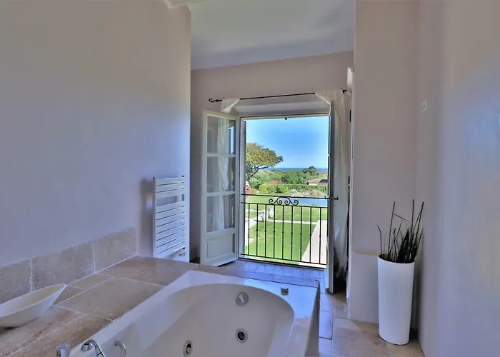 Alba Couette-café Saint-Tropez